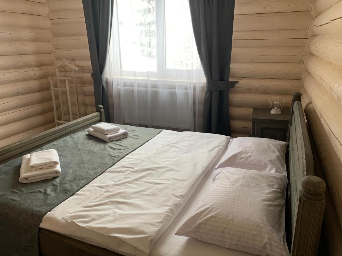 Villa Olexandr&Matvii บูโคเวล ภายนอก รูปภาพ