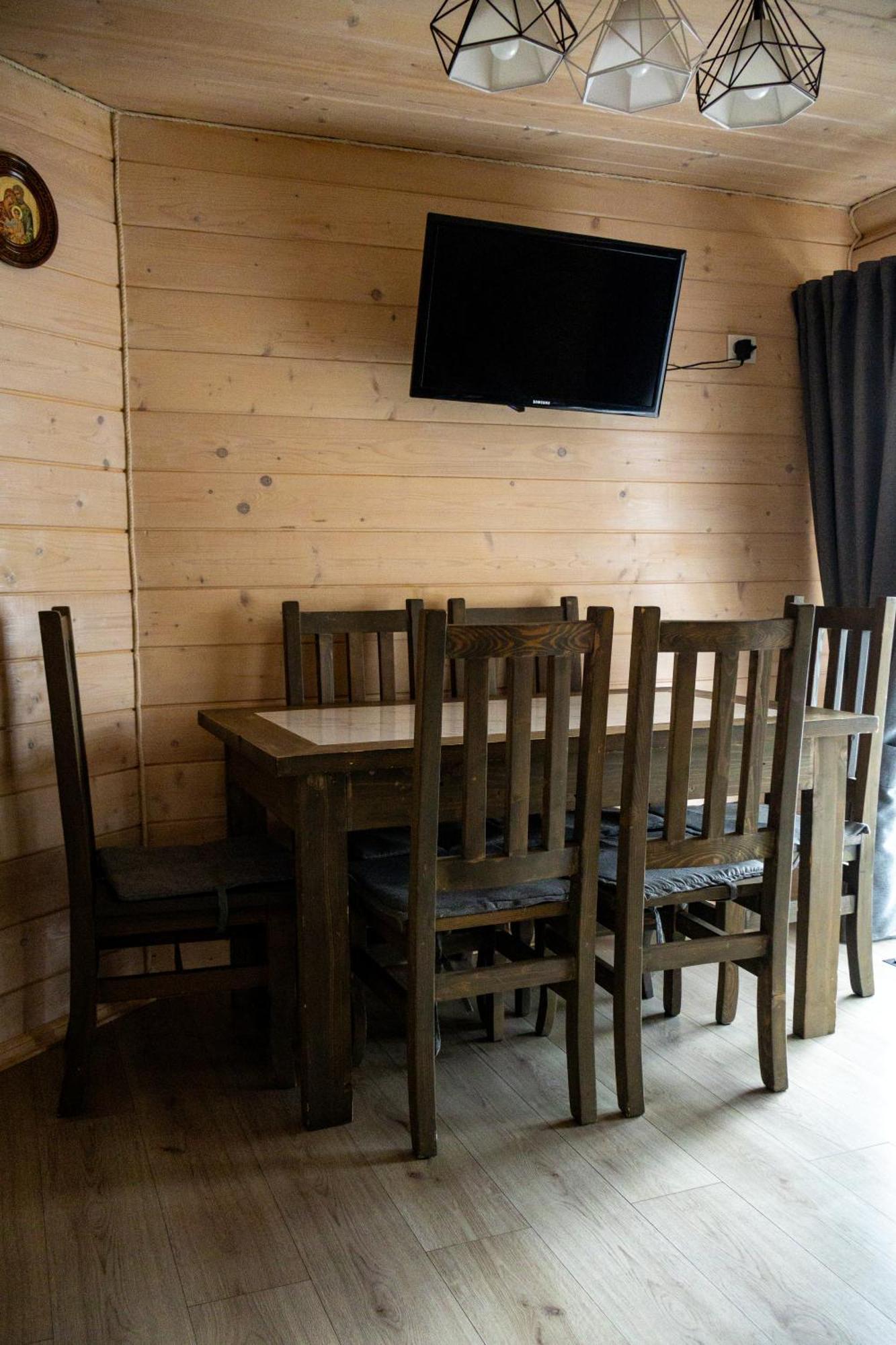 Villa Olexandr&Matvii บูโคเวล ห้อง รูปภาพ